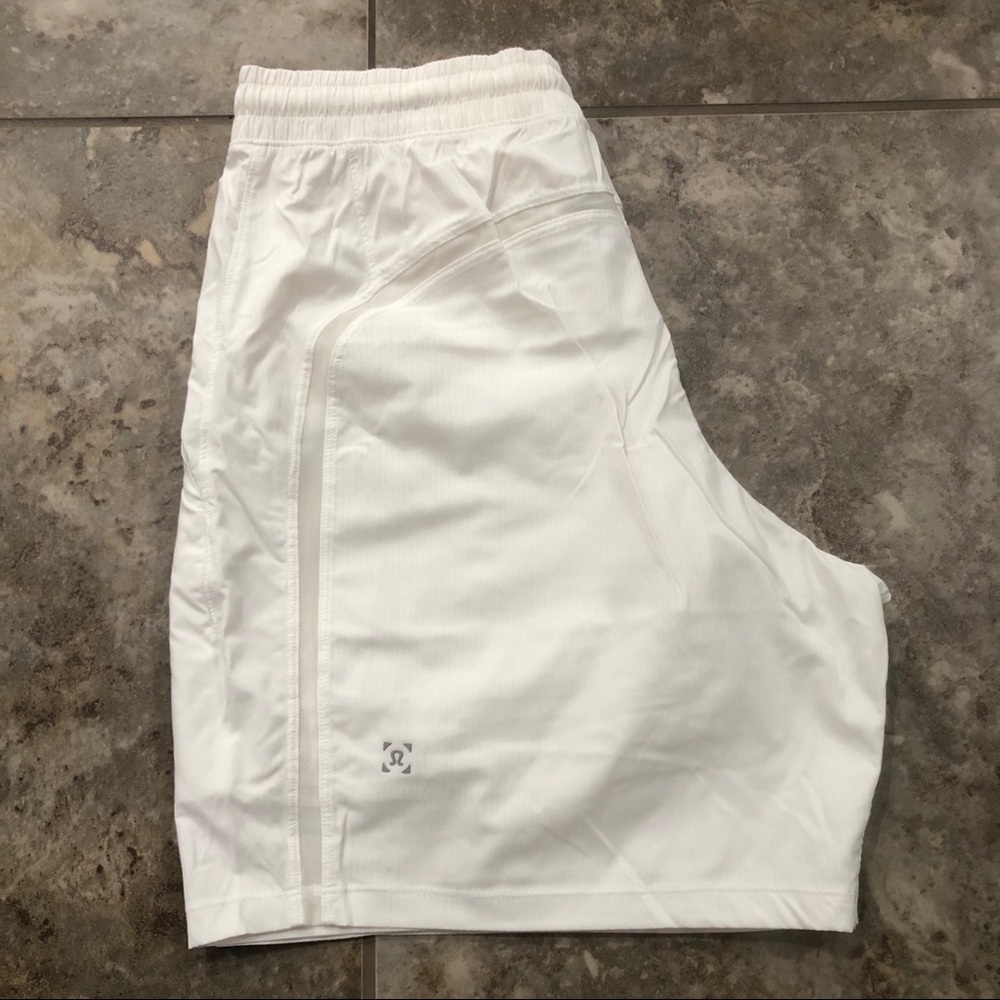 Lululemon Men's Pace Breaker Short 7"